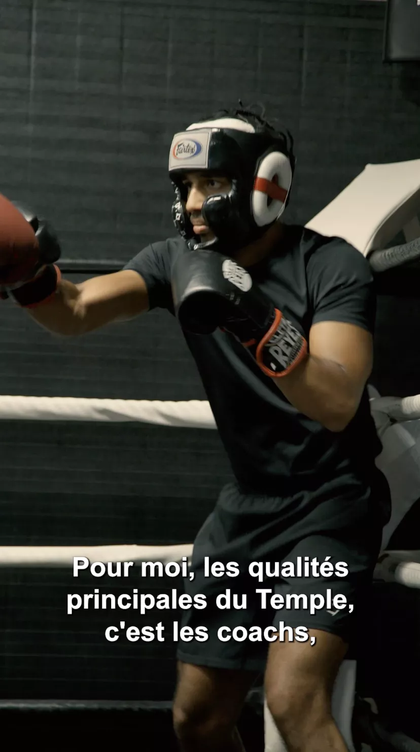 Boxe au Temple à Paris sur le ring