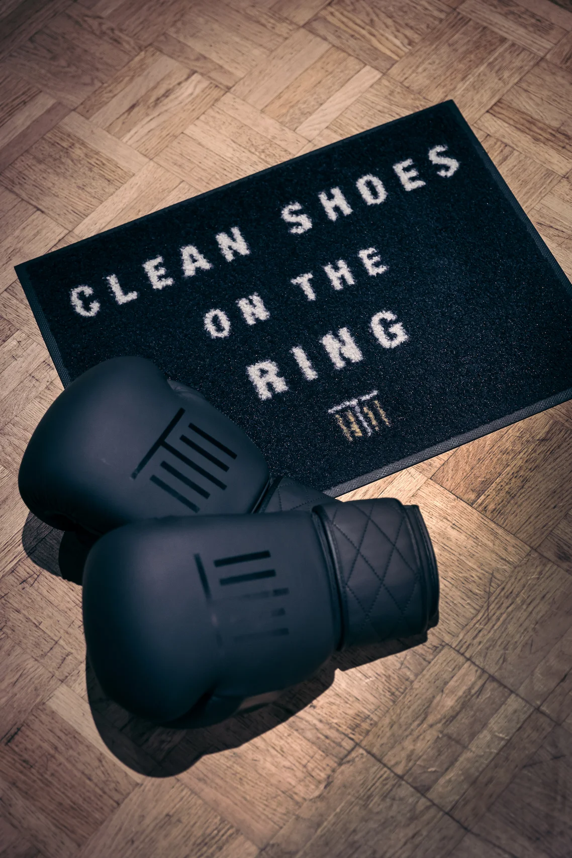 Gants de boxe à Paris au Temple