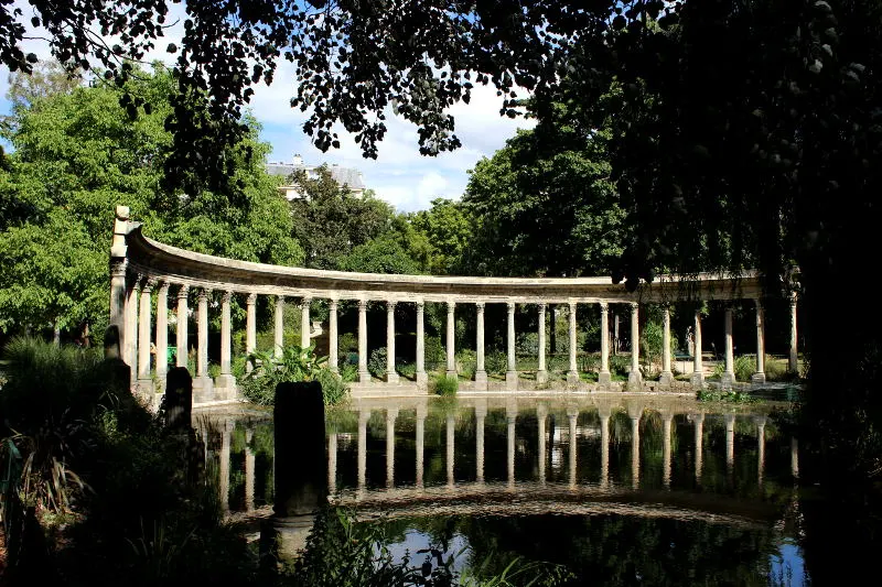 parc monceau paris 17
