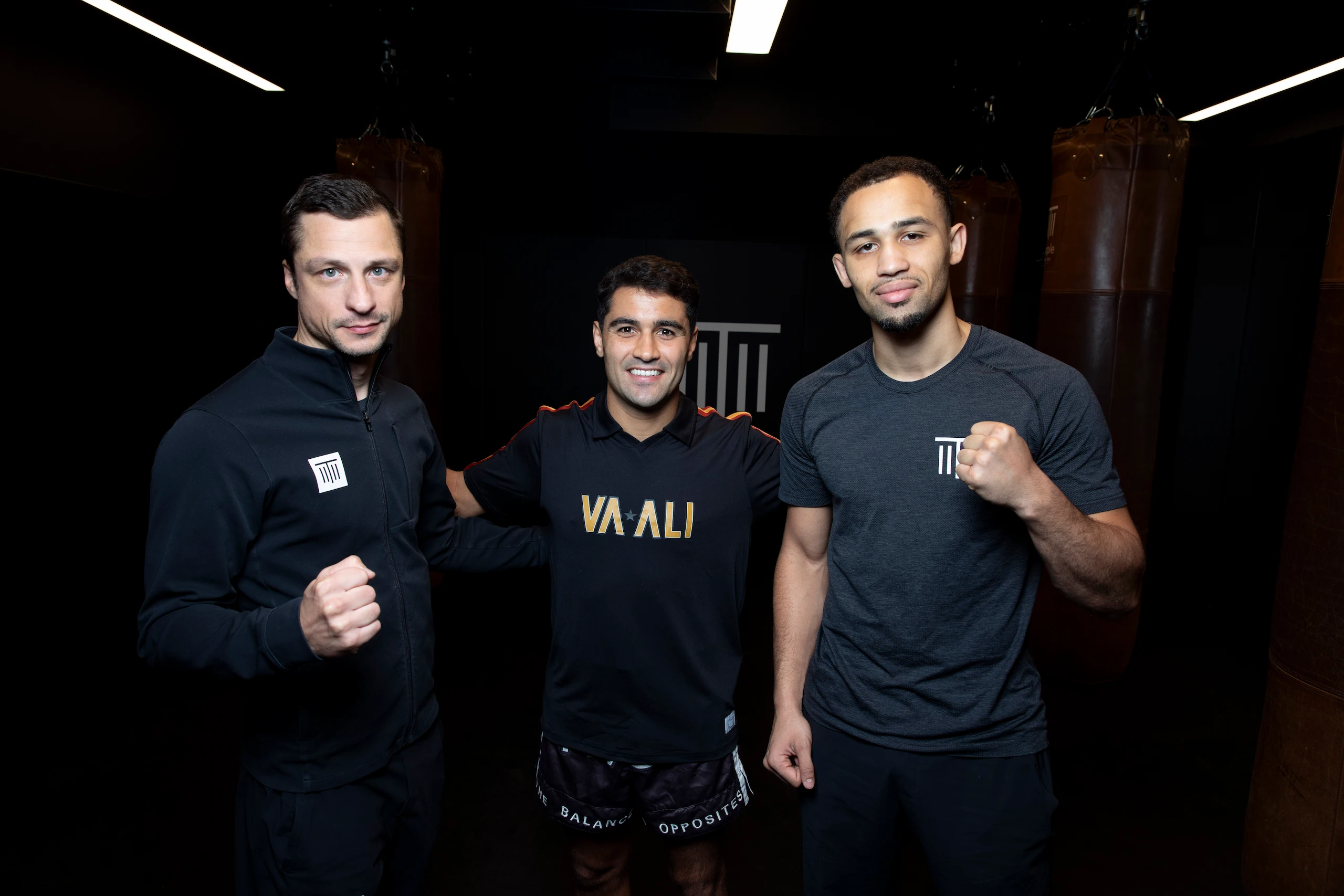 Boxeurs pendant un évènement boxe à Paris au Temple avec RVCA