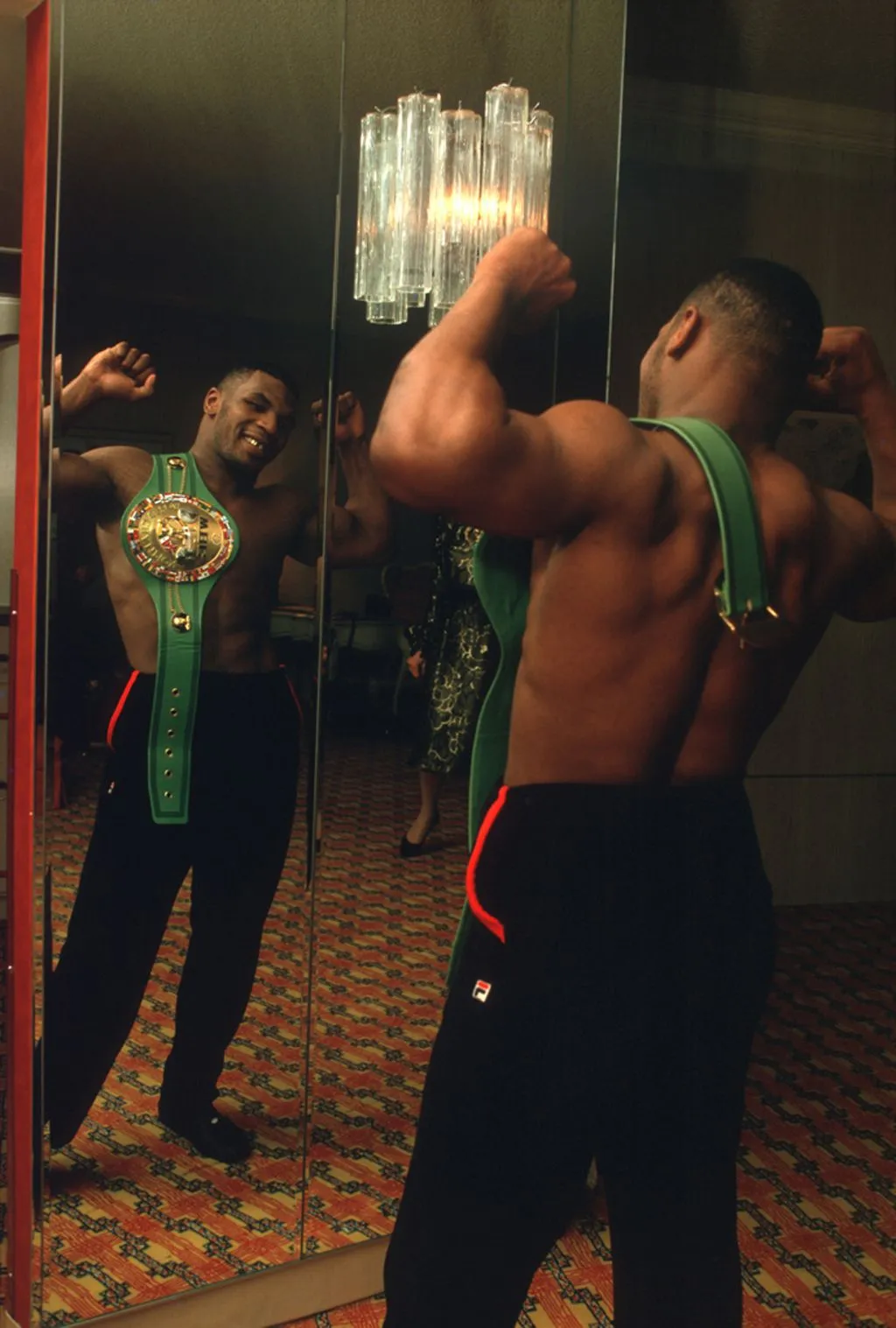 Mike tyson champion de boxe poids lourd